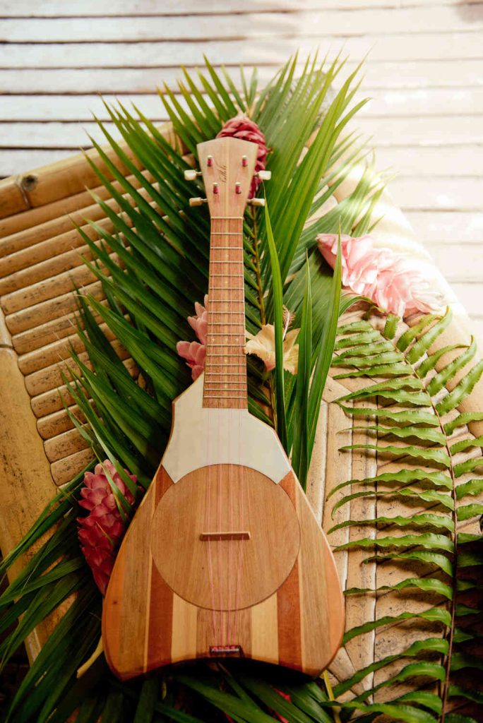 Joli Instrument de musique Ukulele © Hélène Havard