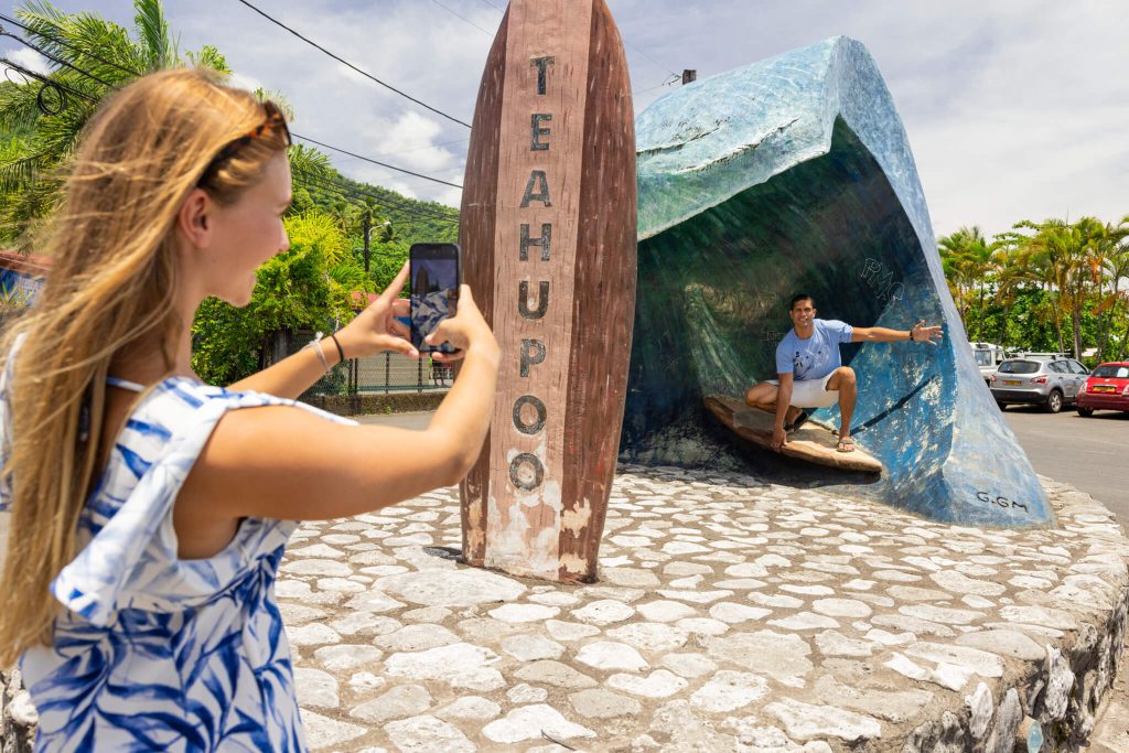 Statue de la vague de Teahupoo©-Gregoire-Le-Bacon