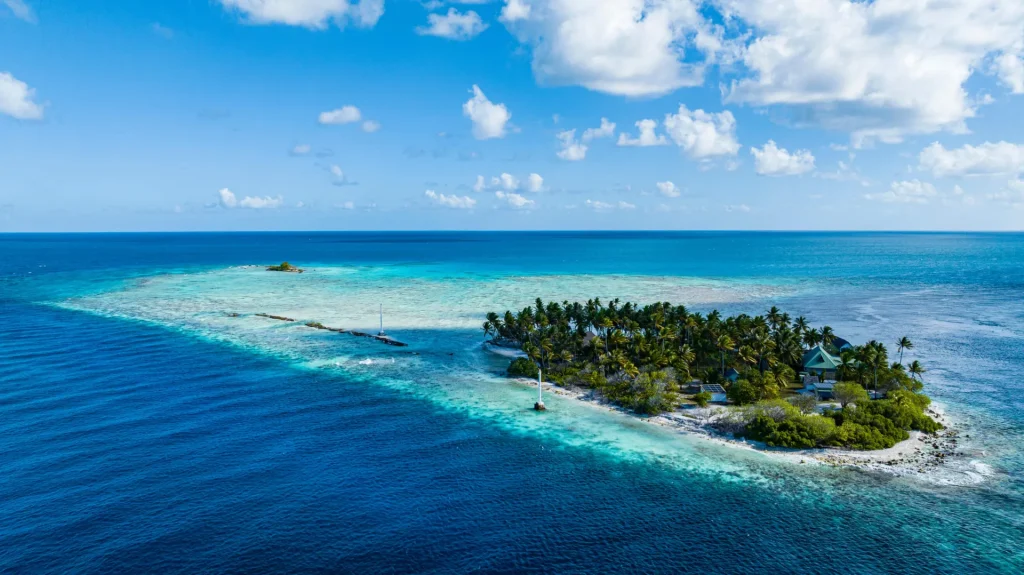 Motu de Rangiroa ©_Michael Runkel