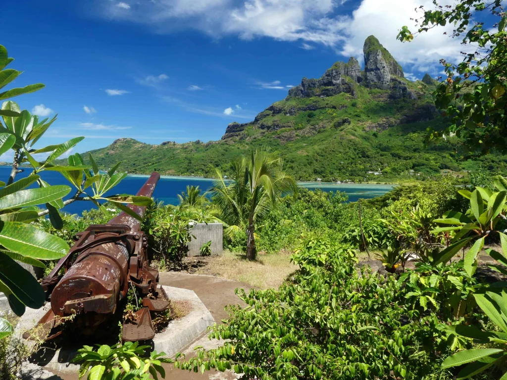 Les sentiers de Bora Bora © Frédéric Cristol