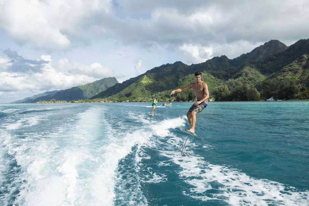 Session de foil à Moorea ©Grégoire Le Bacon