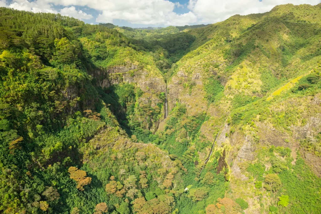 Une cascade à Nuku Hiva © Grégoire Le Bacon