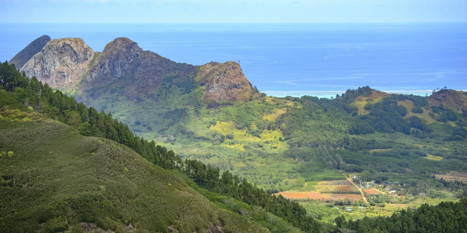 Vue du mont Taita'a © Philippe Bacchet