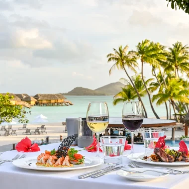 Restaurant gastronomique à Bora Bora ©Stéphane Mailion Photography