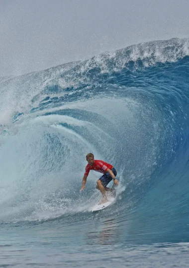 The mythical Teahupo'o wave ©Steve Dickinson