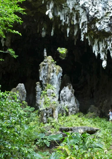 Grotte Ana A'eo à Rurutu © Tahiti Tourisme